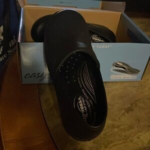 Nurse shoes never used , size 8, black color
